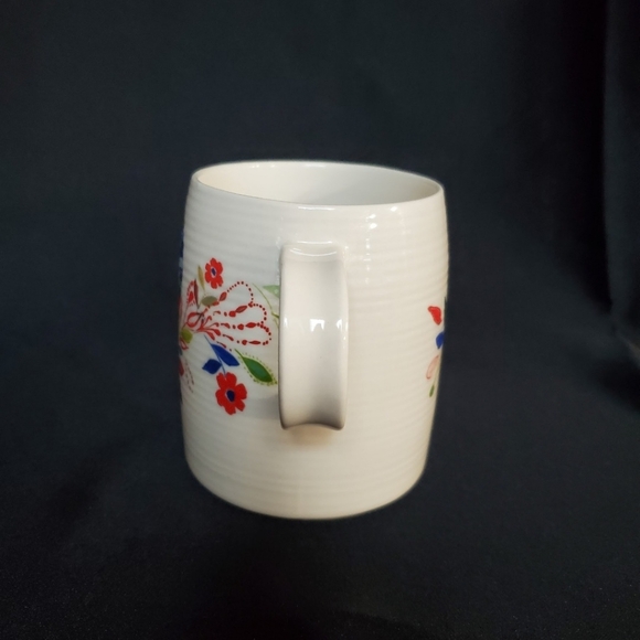 Anthropologie Petal Palette Monogram Letter P Mug - Picture 3 of 7